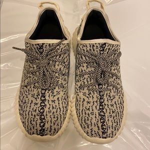 Turtle Dove Yeezy